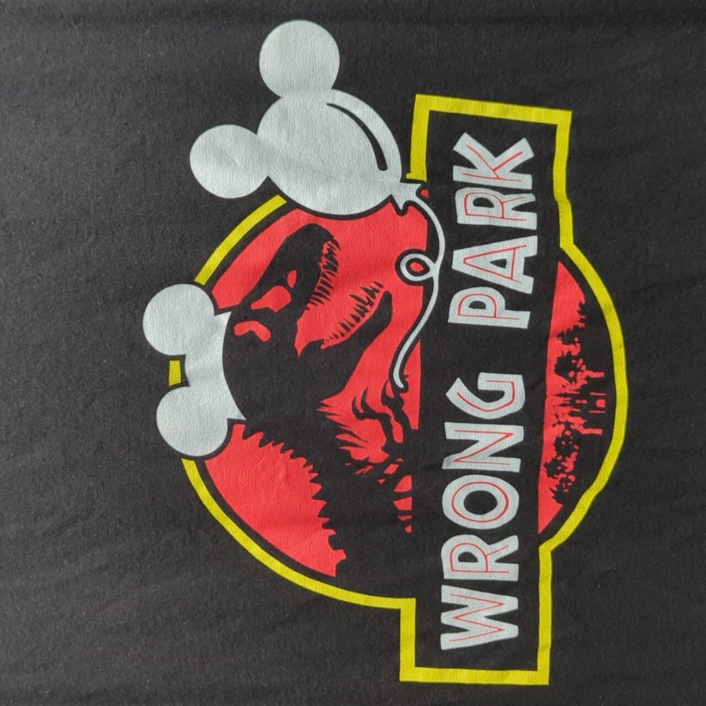 Men's wrong park Disney shirt